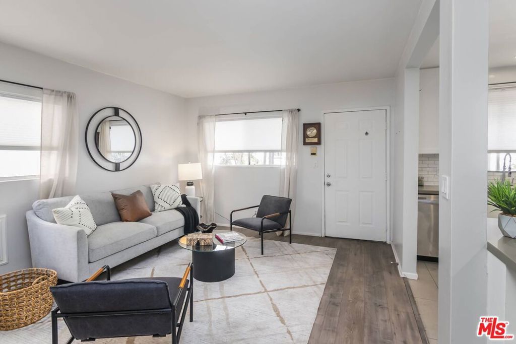 Photo of 1524 Franklin Street #B, Santa Monica, CA 90404 (MLS # 25541541)