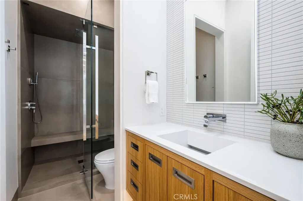 Rancho Mirage, California 92270, United States, 6 Bedrooms Bedrooms, ,8 BathroomsBathrooms,Residential,Active,204514