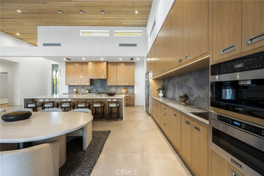 Rancho Mirage, California 92270, United States, 6 Bedrooms Bedrooms, ,8 BathroomsBathrooms,Residential,Active,204514