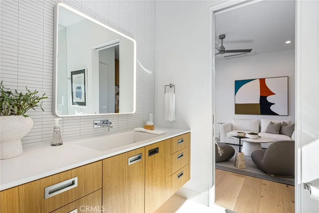 Rancho Mirage, California 92270, United States, 6 Bedrooms Bedrooms, ,8 BathroomsBathrooms,Residential,Active,204514