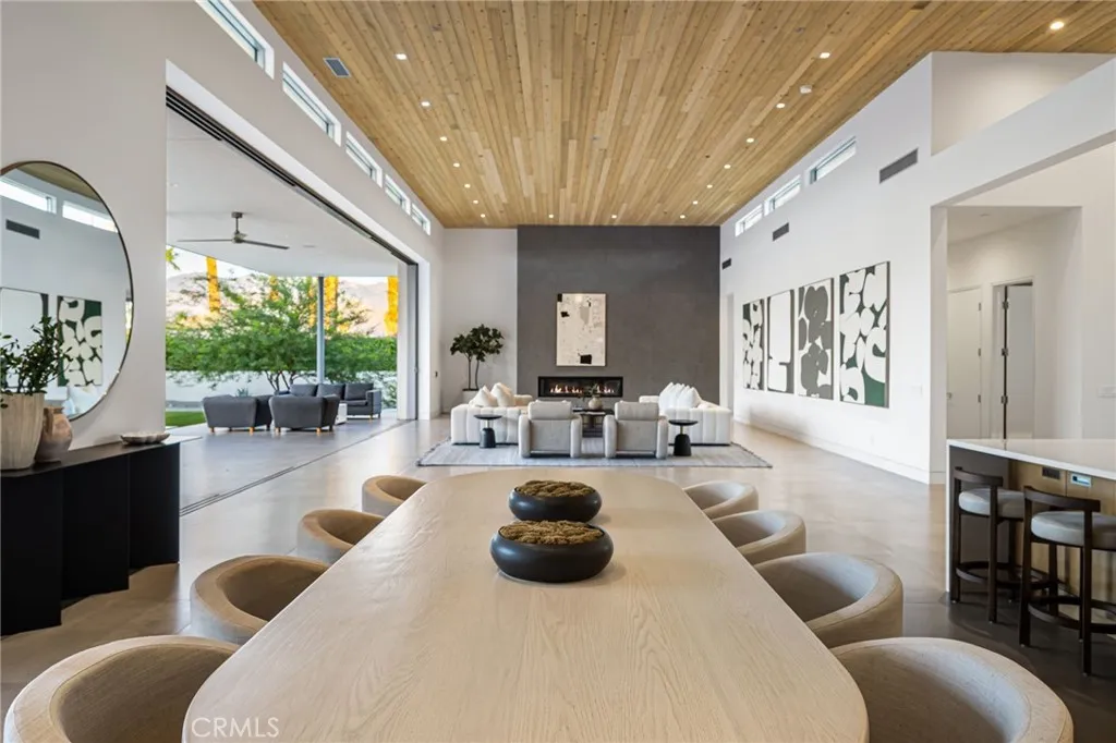 Rancho Mirage, California 92270, United States, 6 Bedrooms Bedrooms, ,8 BathroomsBathrooms,Residential,Active,204514