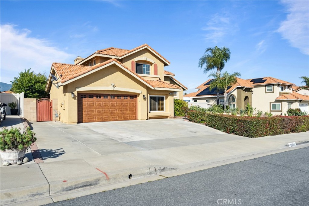 2094 W Summerset Drive