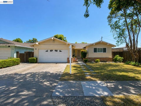 Photo of 38190 Camden St ST, Fremont, CA 94536 (MLS # 41144159)