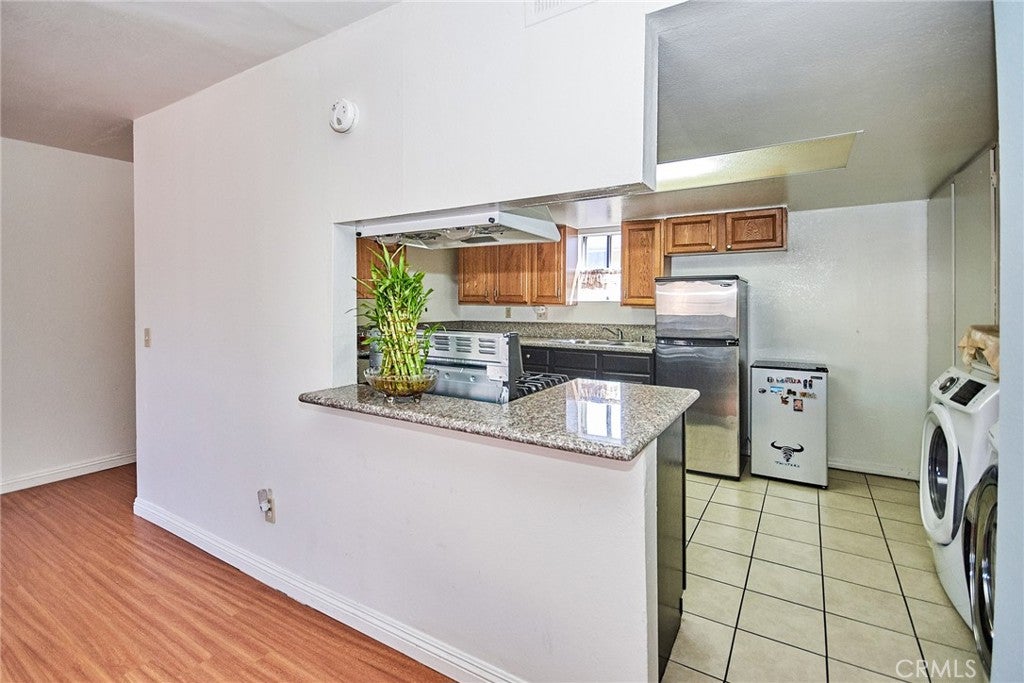 11829 Ferris C