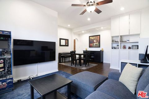 Photo of 340 N Oakhurst Drive #205, Beverly Hills, CA 90210 (MLS # 26829423)