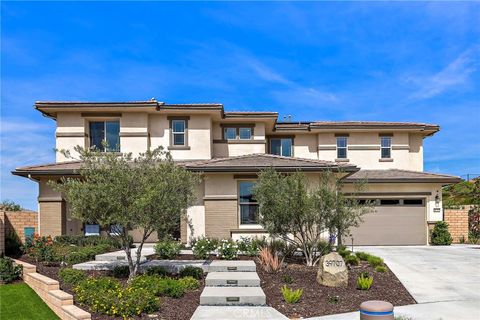 Photo of 39707 Larkspur Terrace, Temecula, CA 92591 (MLS # SW26074694)
