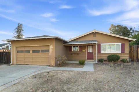 Photo of 860 Virginia Avenue, Campbell, CA 95008 (MLS # ML82061897)