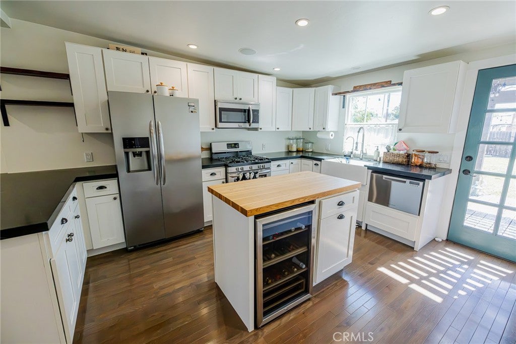 630 W Wilshire