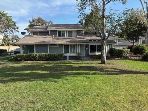 Property photo of 814 Shelter Cove Way, Oceanside, CA 92058