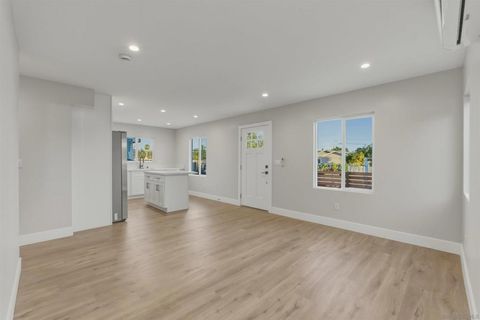 Tiny photo for 752 W 9th Ave Ave, Escondido, CA 92025 (MLS # 260005372SD)