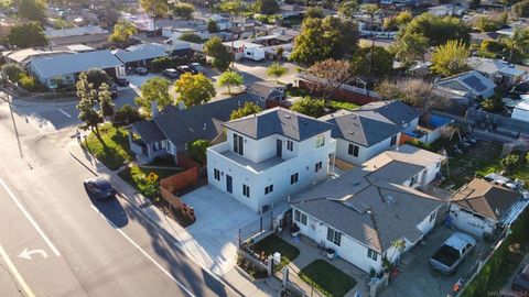 Tiny photo for 752 W 9th Ave Ave, Escondido, CA 92025 (MLS # 260005372SD)