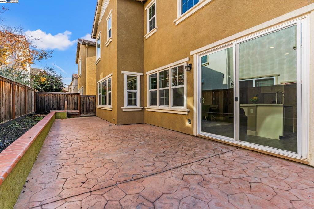 MT EDEN - Residential