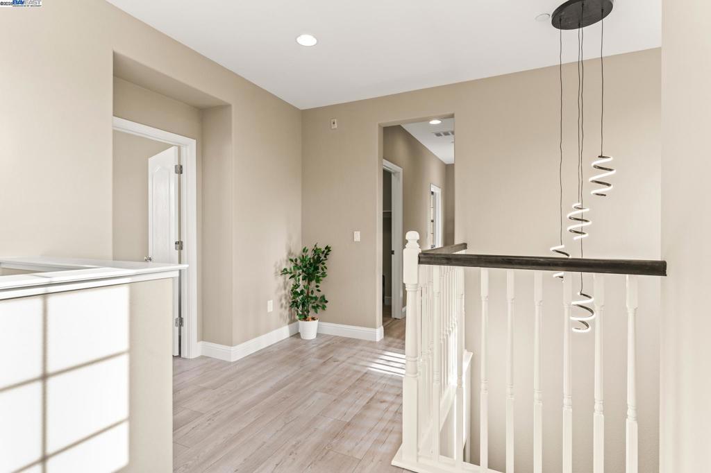 MT EDEN - Residential