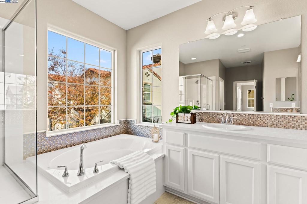 MT EDEN - Residential