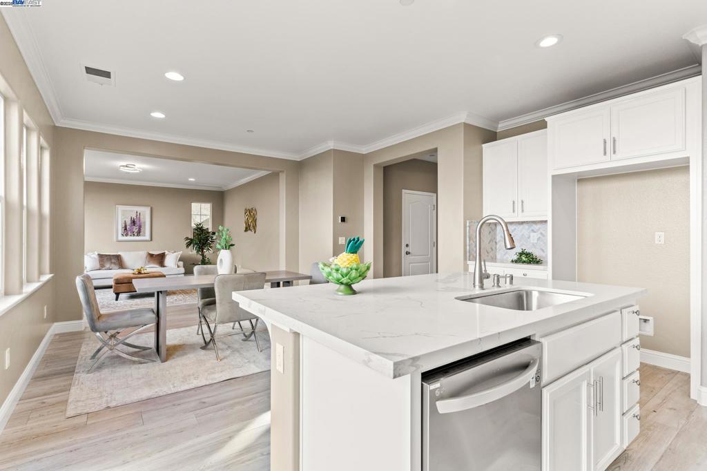 MT EDEN - Residential