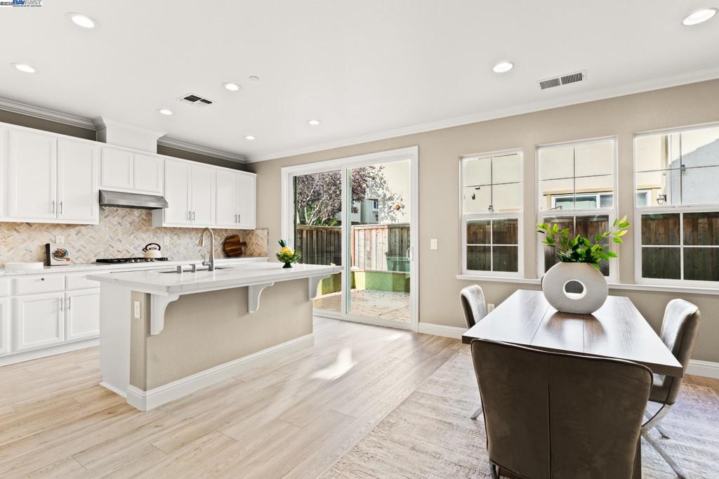 MT EDEN - Residential