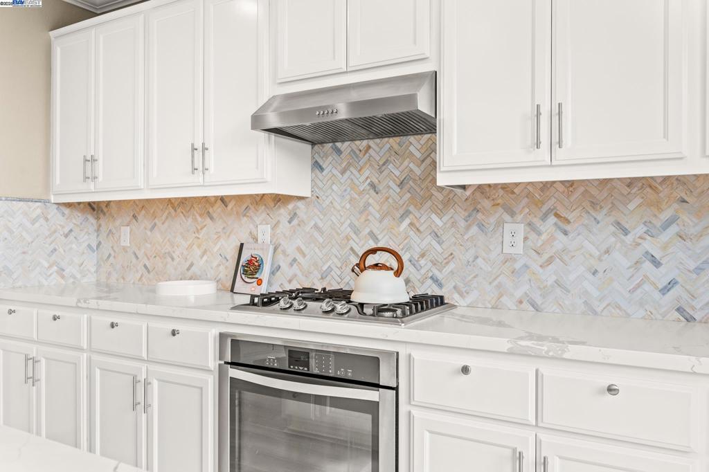 MT EDEN - Residential