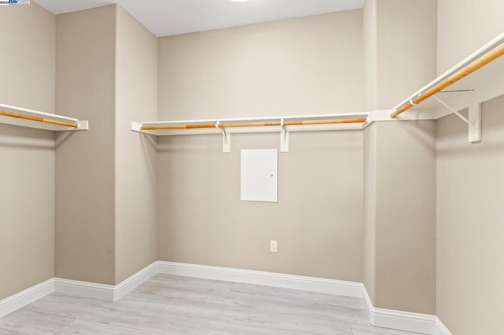 MT EDEN - Residential