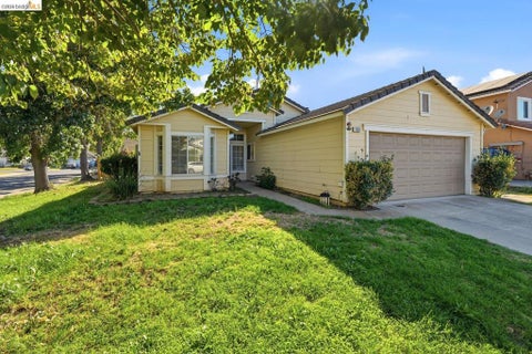 Photo of 2008 Gordon Verner CIR CIR, Stockton, CA 95206 (MLS # 41146526)