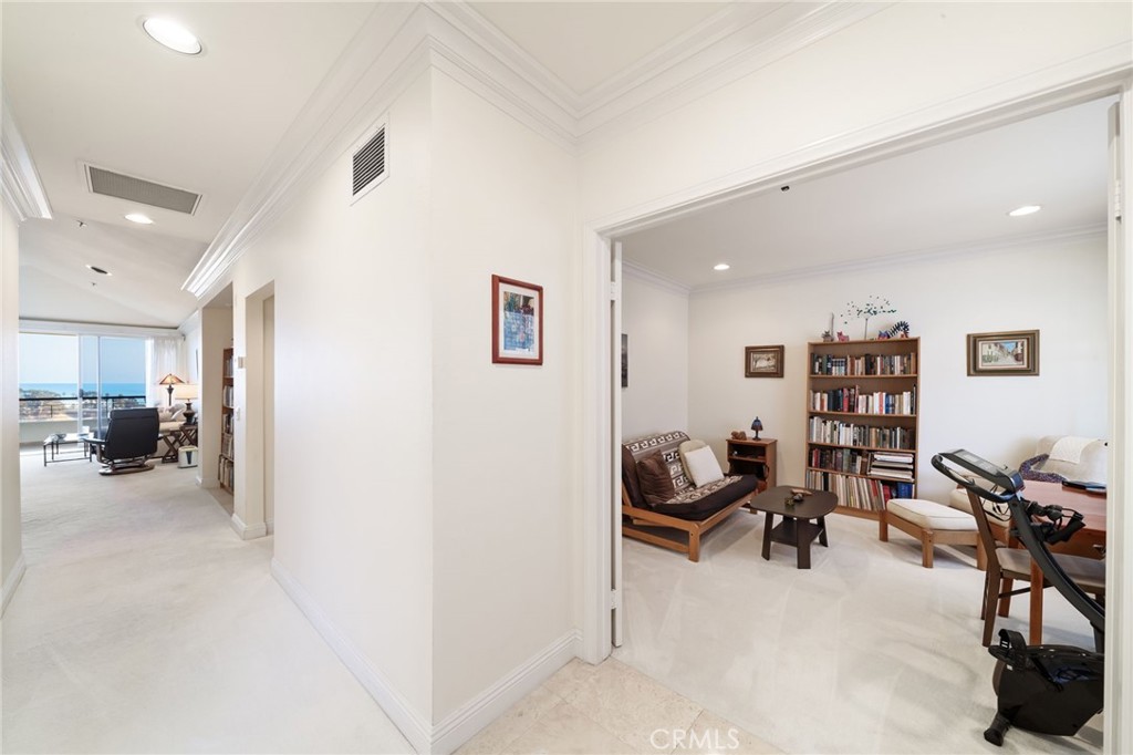 25422 Sea Bluffs Drive 307