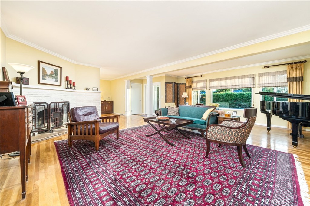 1525 Lafayette Road