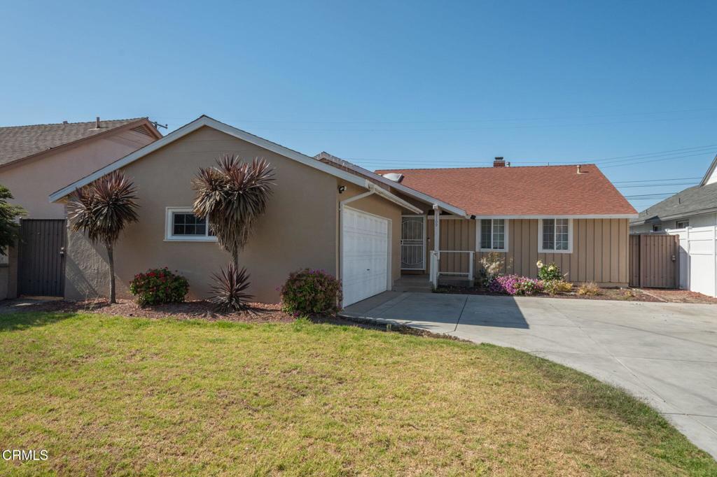 Photo 1 of 21 — 1109 Douglas Avenue, Oxnard, CA 93030