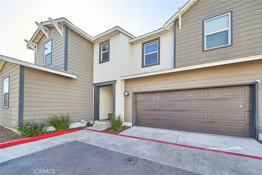 1202 Clipper Lane