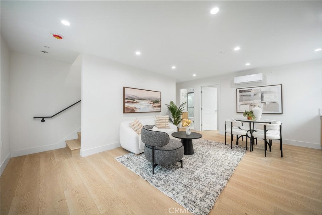 19920 Kittridge Street, Winnetka CA 91306