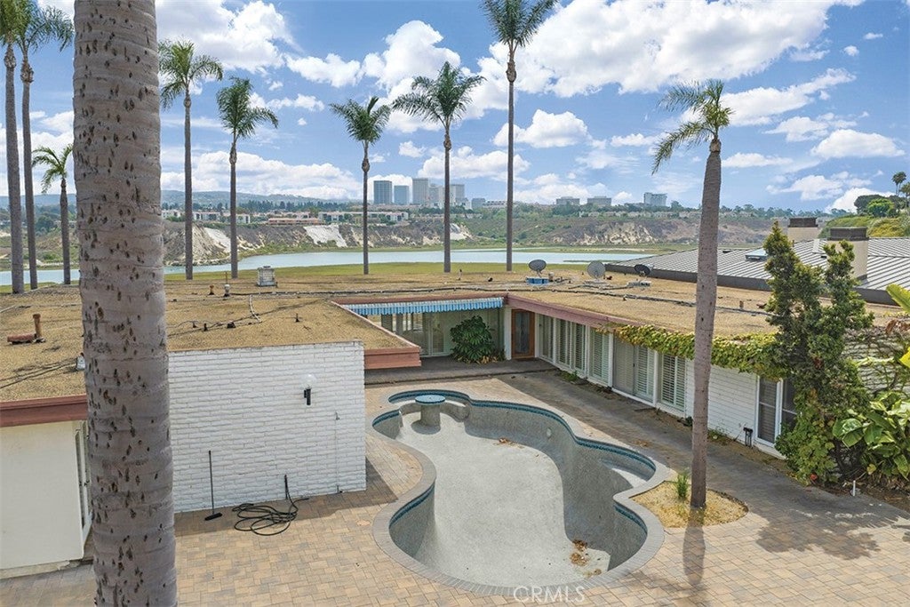 1542 Galaxy Drive, Newport Beach CA 92660 - Photo 26