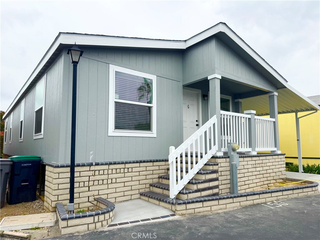 2717 Arrow Highway 158