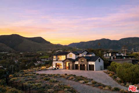 Photo of 29623 Harvester Road, Malibu, CA 90265 (MLS # 26643971)