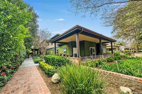 Photo of 537 Cypress Ave, Pasadena, CA 91103 (MLS # CV26115204)