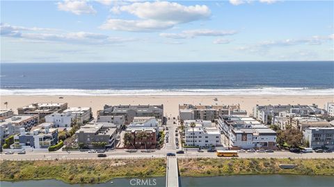 13 Lighthouse Street 13 & 15 Marina Del Rey CA 90292