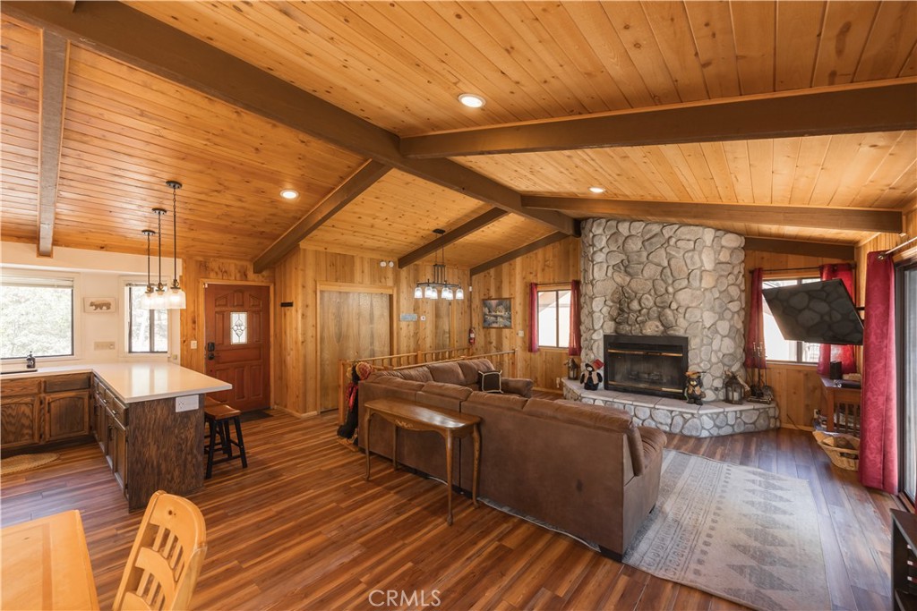 1414 Klamath