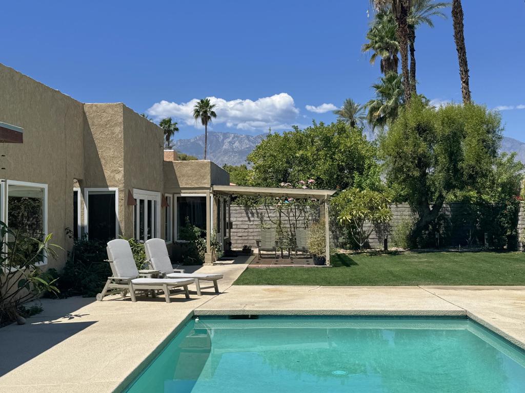 70900 Jasmine Lane
