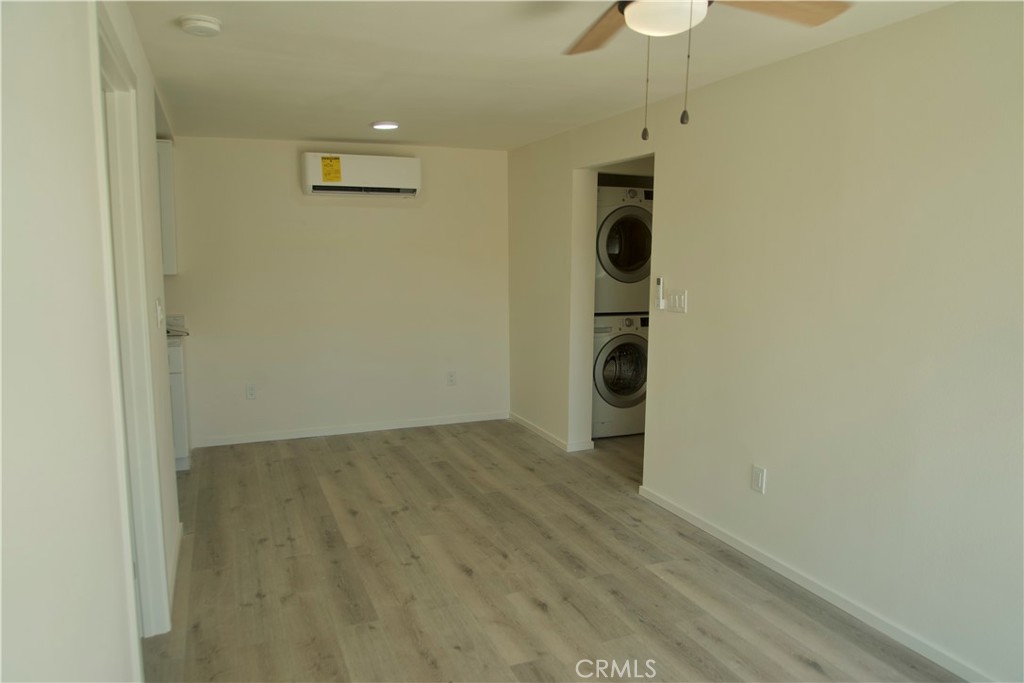 Wrigley Area (WR) - Residential Income