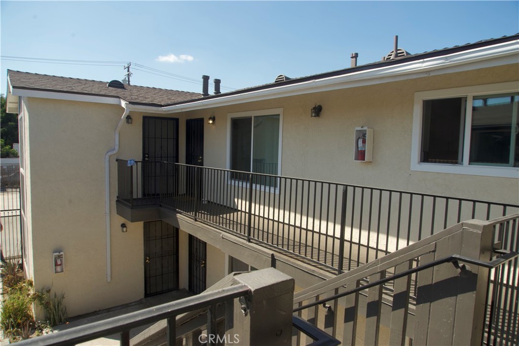 Wrigley Area (WR) - Residential Income