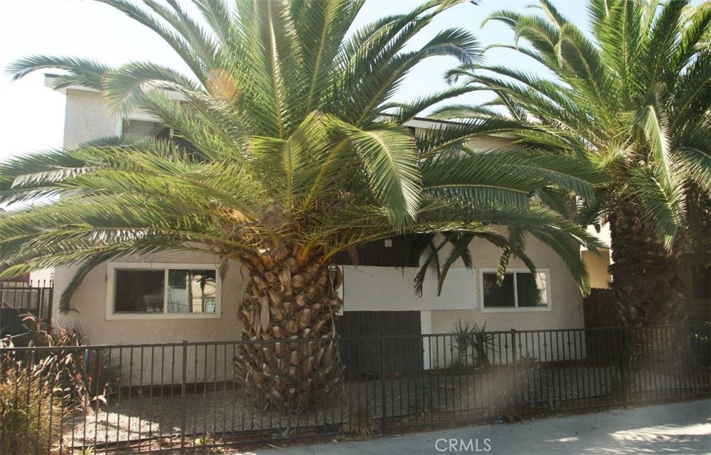 Wrigley Area (WR) - Residential Income