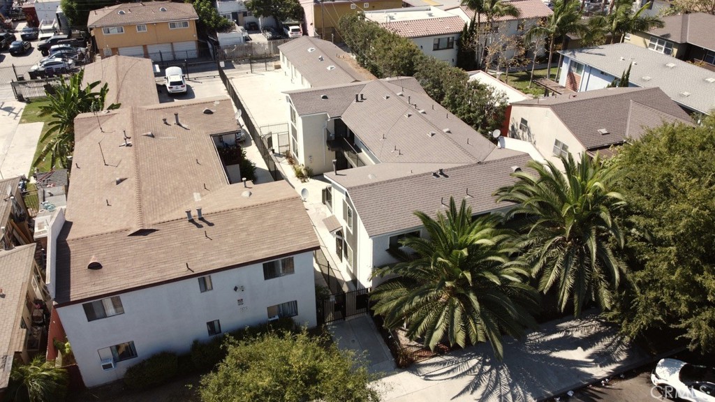 Wrigley Area (WR) - Residential Income