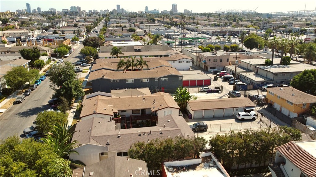 Wrigley Area (WR) - Residential Income