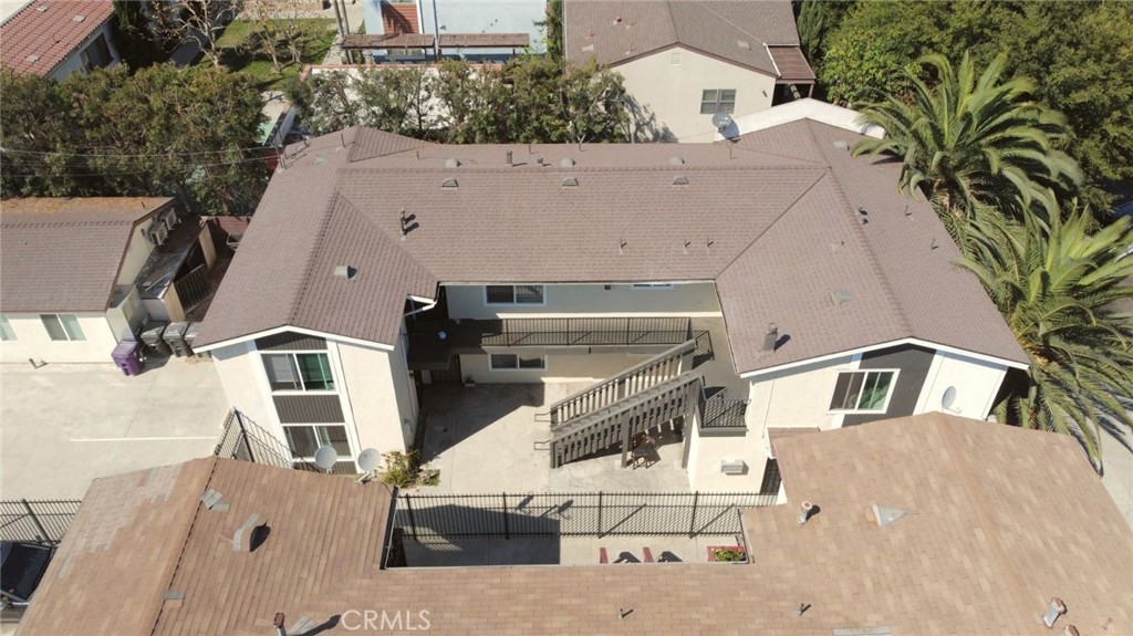 Wrigley Area (WR) - Residential Income