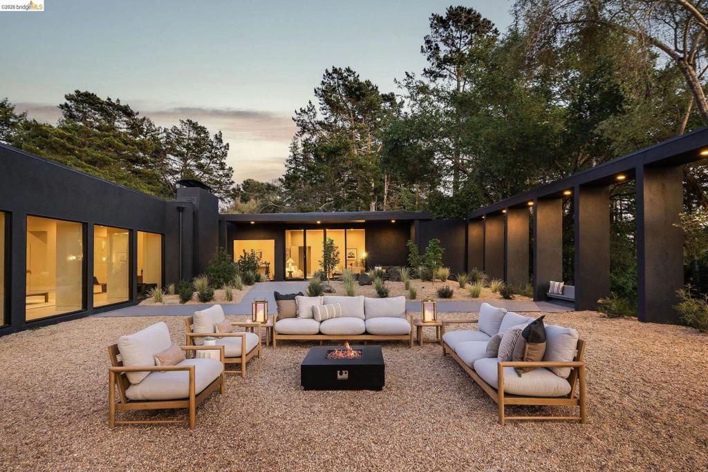 Photo of 5645 Bacon Rd Rd, Oakland, CA 94619 (MLS # 41129181)