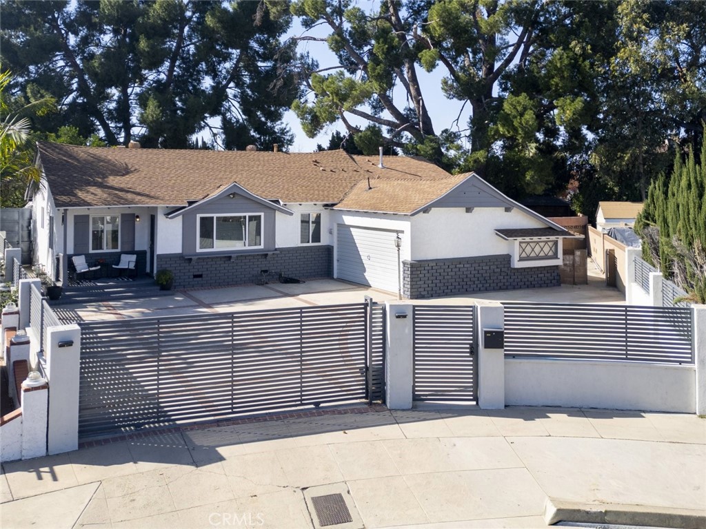 14942 Bryant