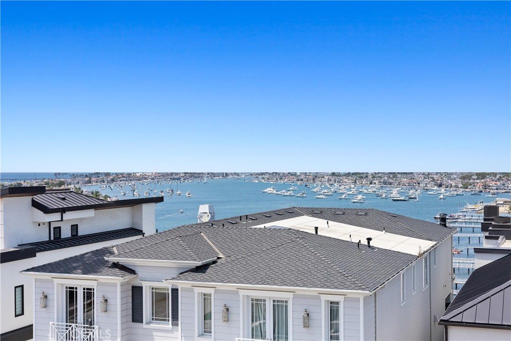 Corona del Mar South of PCH (CDMS) - Residential