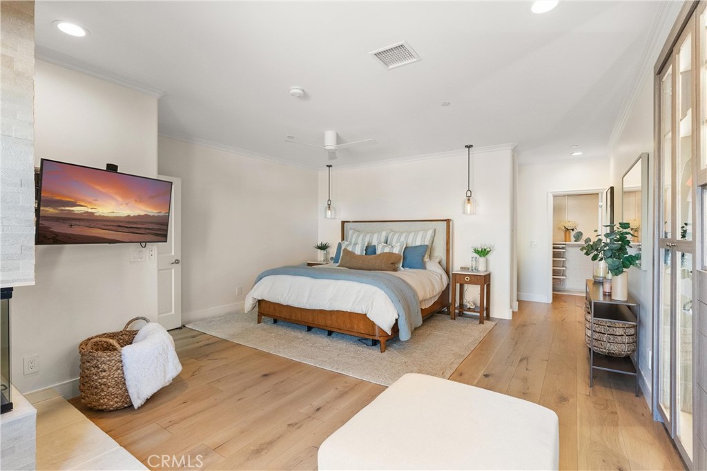 Corona del Mar South of PCH (CDMS) - Residential