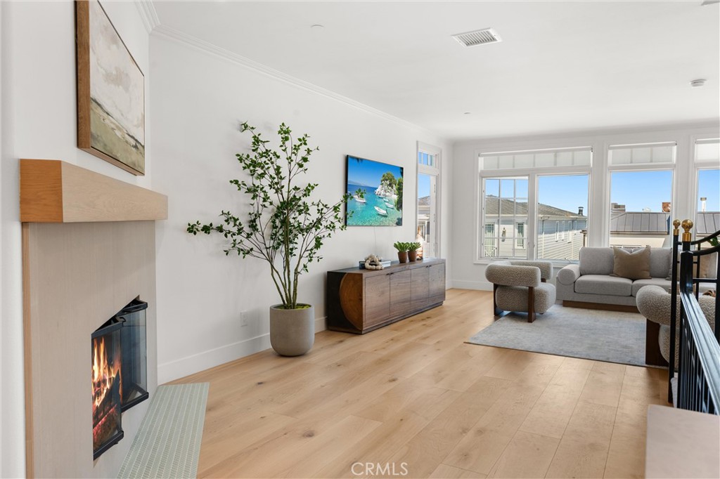 Corona del Mar South of PCH (CDMS) - Residential