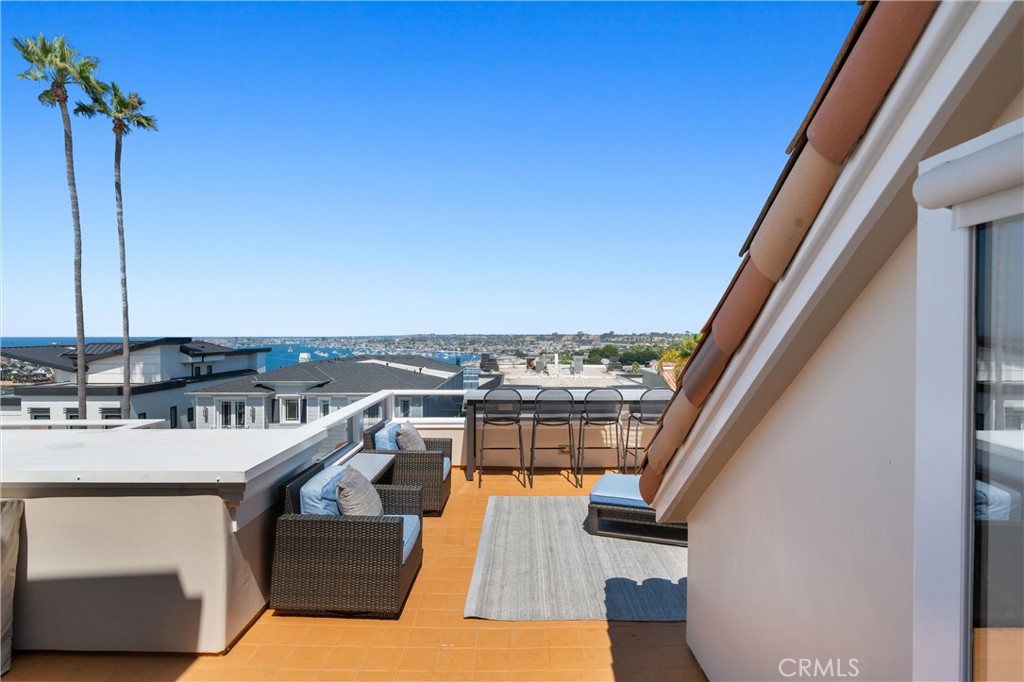 Corona del Mar South of PCH (CDMS) - Residential