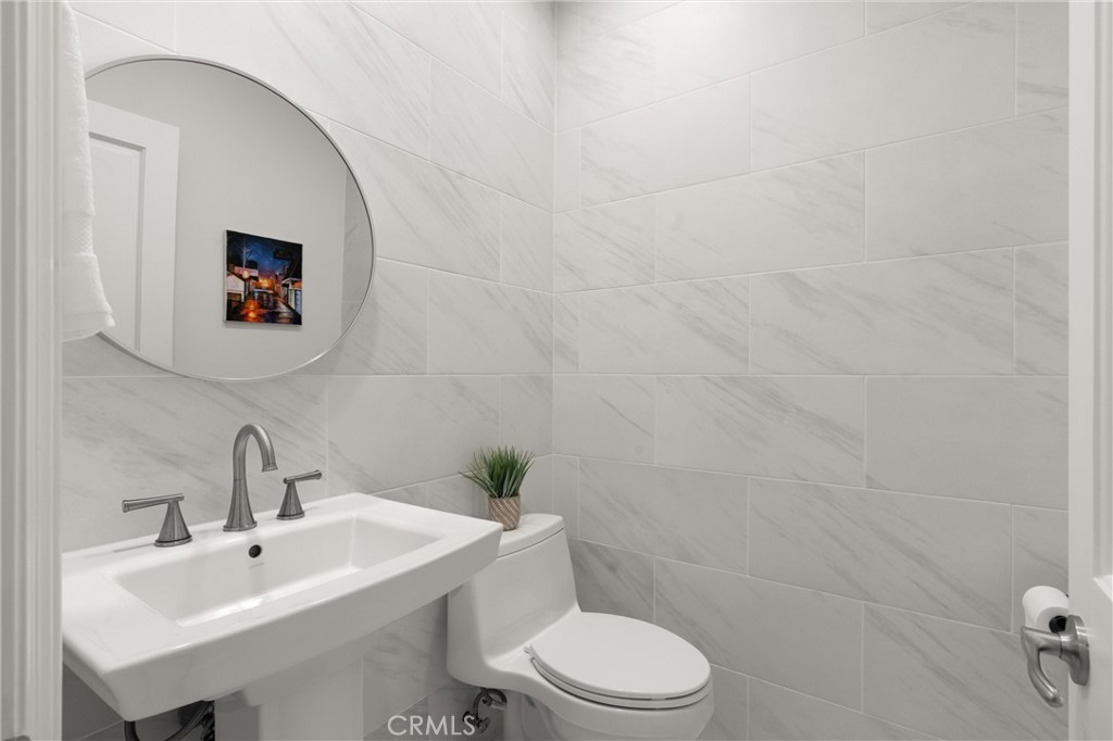 Corona del Mar South of PCH (CDMS) - Residential