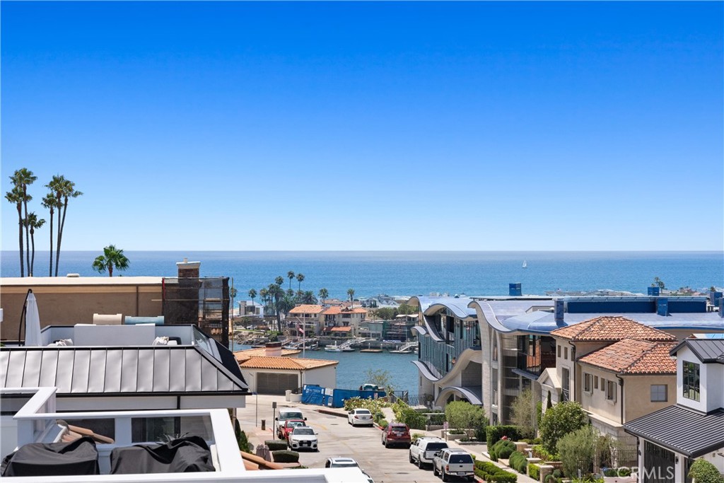 Corona del Mar South of PCH (CDMS) - Residential