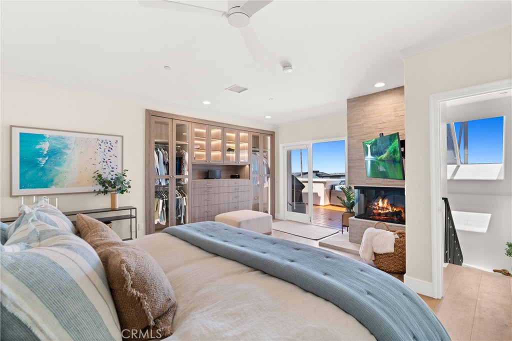 Corona del Mar South of PCH (CDMS) - Residential